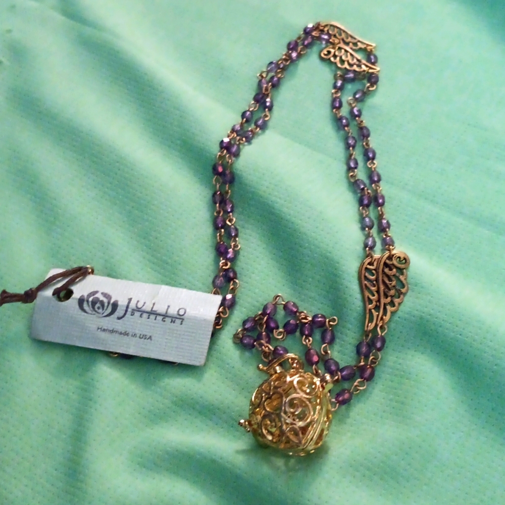 Essential Oil Diffuser Necklace by Julio Designs NWT